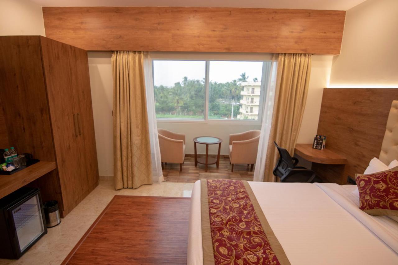 Royal Lotus View Resotel Devanahalli Екстериор снимка